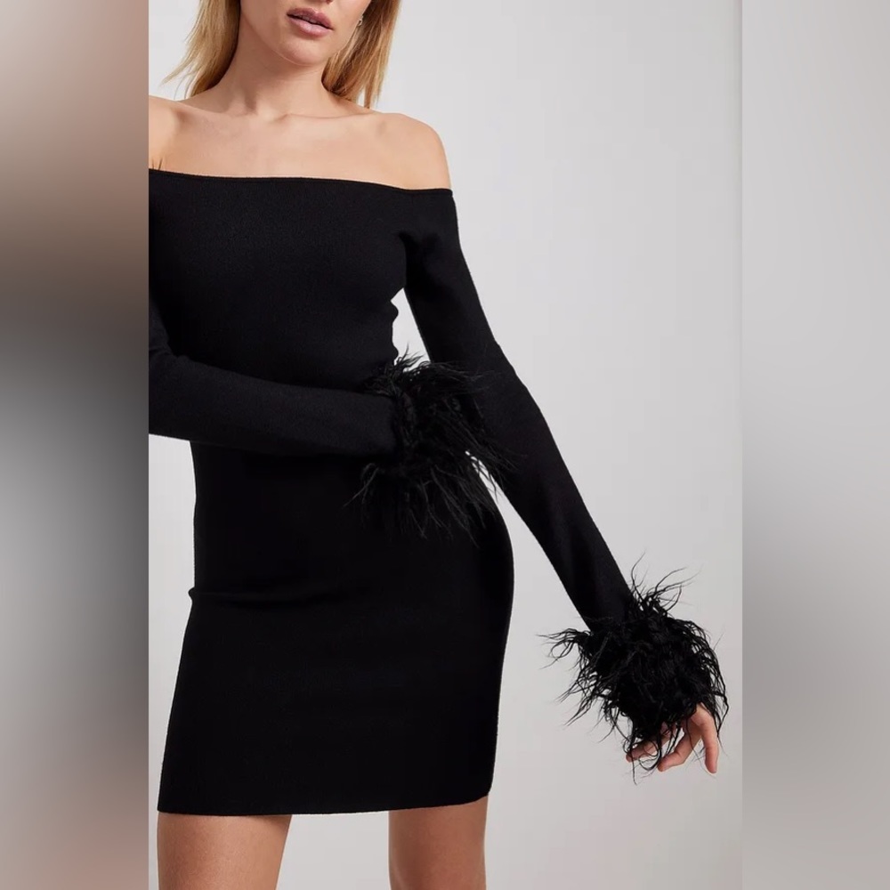 Nakd feather sleeve dress - Picture 3 of 4